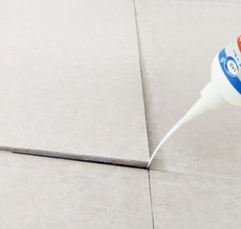 隆化瓷砖空鼓维修公司分享卫生间瓷砖脱落的原因可能有以下几点